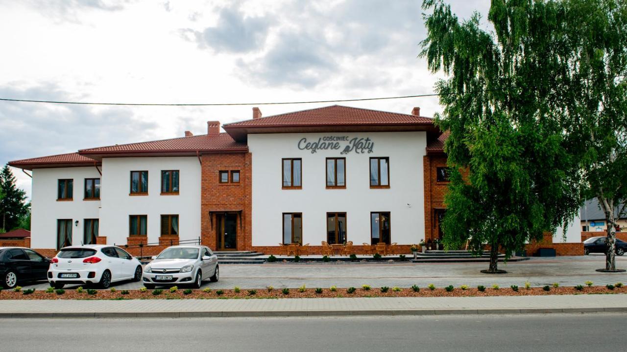 Gosciniec Ceglane Katy Hotel Dwikozy Exterior photo
